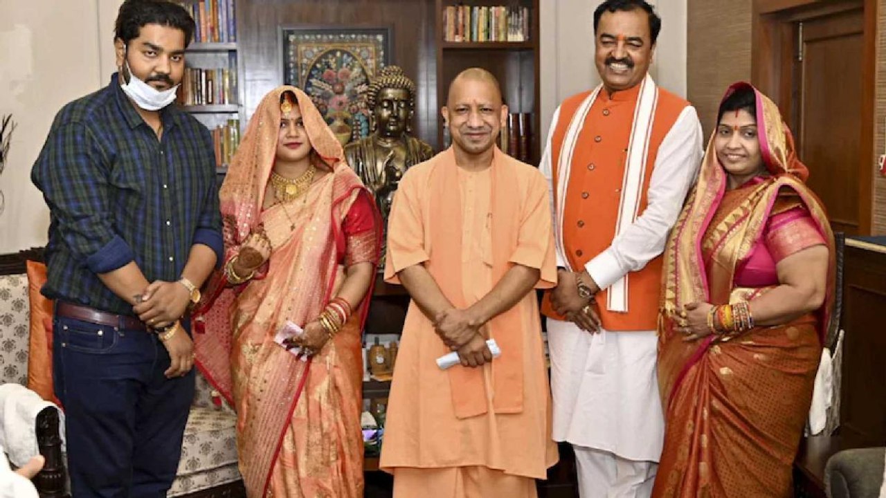 Yogi's lunch at Maurya's home changed the taste UP politics