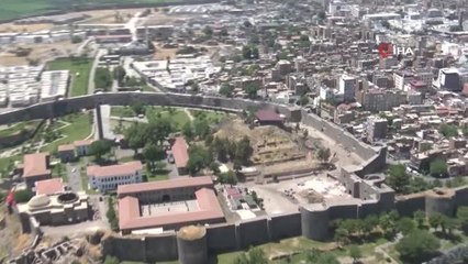 İçkale'deki kazı ve restorasyonlarda 3 burcun kapısı ortaya çıkarıldı