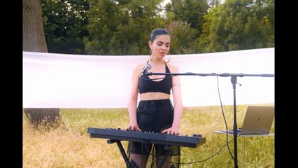 Elia - Chocolat (Live Performance 🎶)