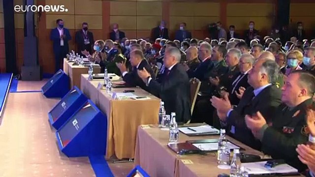Mar Nero ad alta tensione tra Russia e Gran Bretagna. Spari e smentite