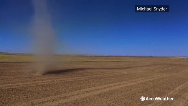 Towering dust devils rip across Washington farmland