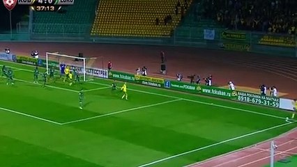 Atılan gol hayrete düşürdü!