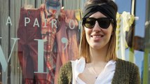 Streetstyle-Video Köln: Medina trägt Streifen-Jeans