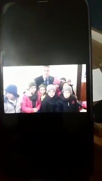 CHP'li Başarır paylaştı: Korkmaz Karaca, Sezgin Baran Korkmaz için çocuklara teşekkür ettiriyor