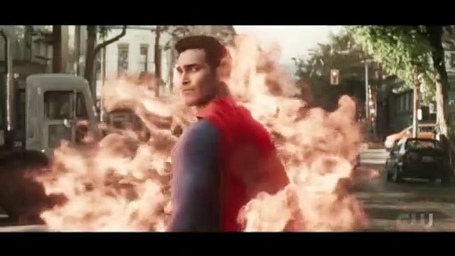 Superman & Lois Season 1 Ep.11 Superman Saves Lois Lane Flashback Scene (2021)