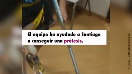 ¡Este equipo de fútbol le compra una prótesis a uno de sus fans!