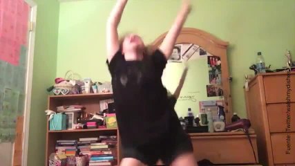 ¡Nadie baila Everytime We Touch como esta chica!