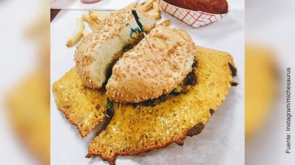 Para ponerse morado: ¡hamburguesa con extra de queso!