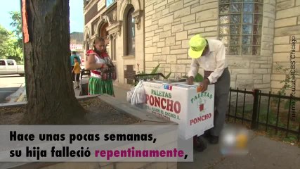 ¡A este vendedor de helados le ha caído dinero casi del cielo!