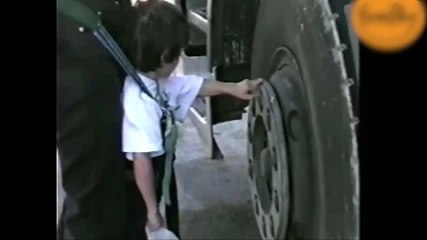 Upsee, el aparato que les permite «andar» a niños con discapacidad