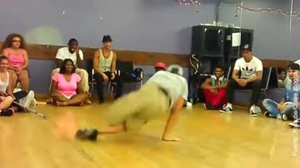 ¡Sin limitaciones! Bailarín de breakdance con una sola pierna