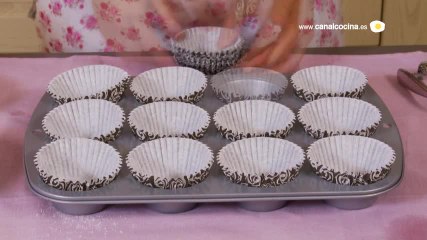 Cupcakes de vainilla con crema de cacao