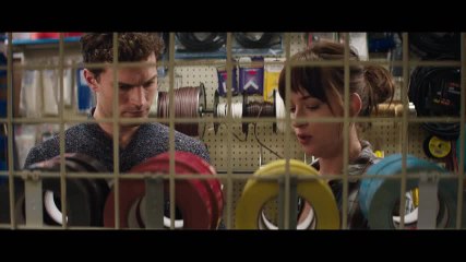 Clip esclusiva/ 50 sfumature di grigio