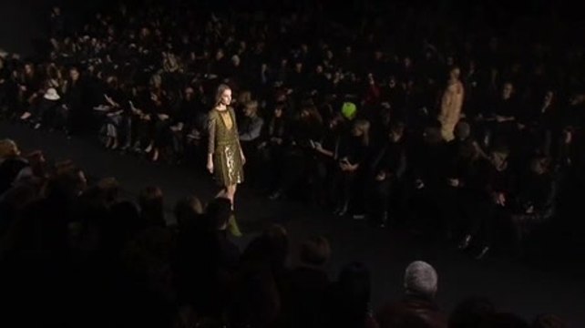 La sfilata di Alberta Ferretti a Milano Fashion Week
