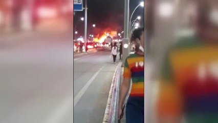 VAN - Seyir halindeki tır alev aldı