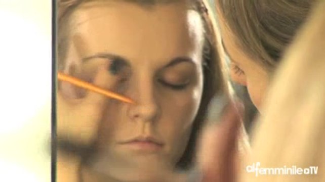 Consigli per applicare la cipria per il make-up