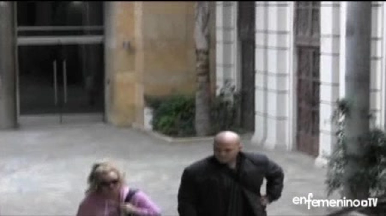 britney spears multa - britney spears 10 millones dolares