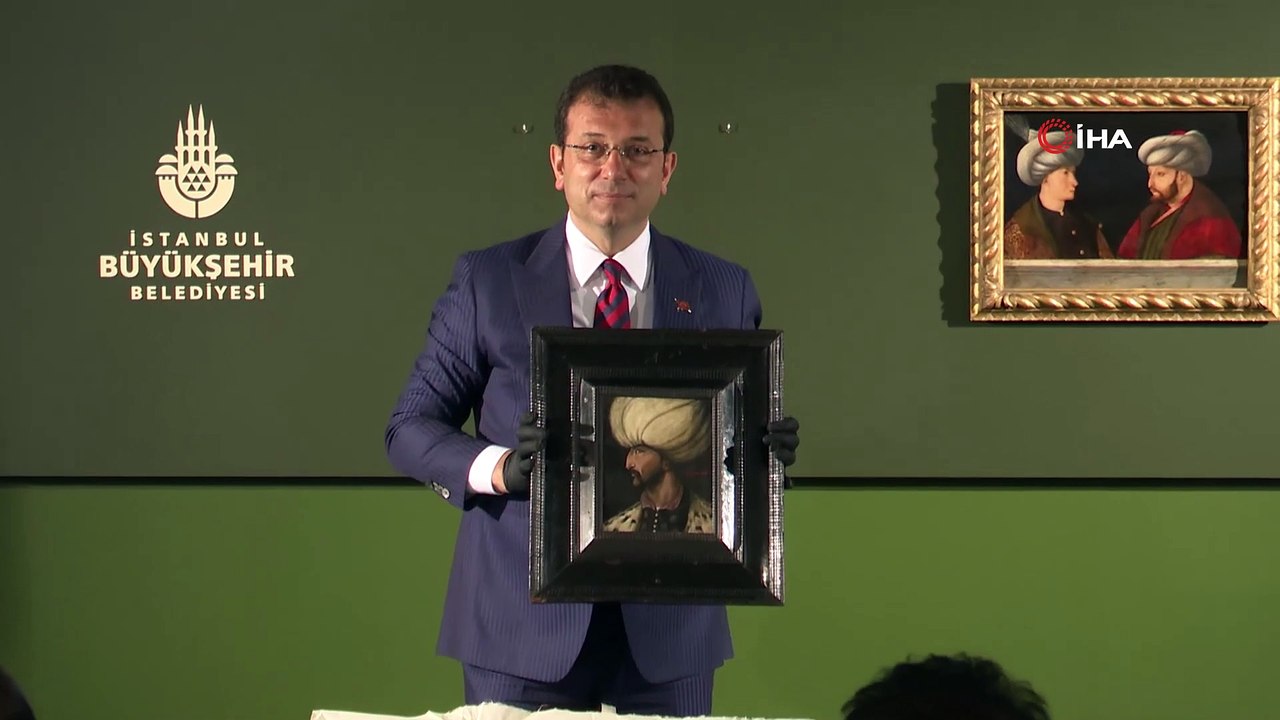 Kanuni Sultan Süleyman tablosu, Fatih Sultan Mehmet'in portresinin yanında yerini aldı