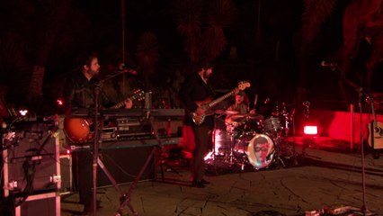 Enjambre - Tu Yugular Mi Dulce Hogar