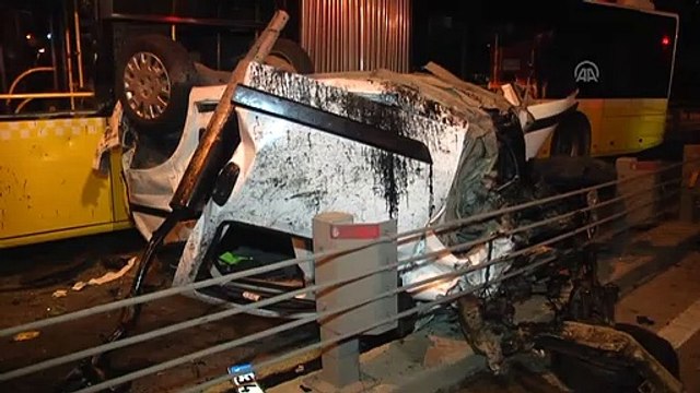 Metrobüs yolunda feci kaza: 5 ölü, 5 yaralı var!