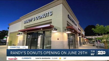 Randy's Donuts Opening 6/29