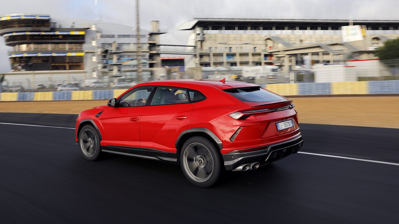 Supertest  Lamborghini Urus (2021)