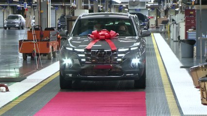 Hyundai Motor Manufacturing Alabama Celebrates Launch of All-New 2022 Santa Cruz