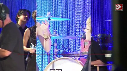 Selena Gomez thinks her past Relationships have been Cursed