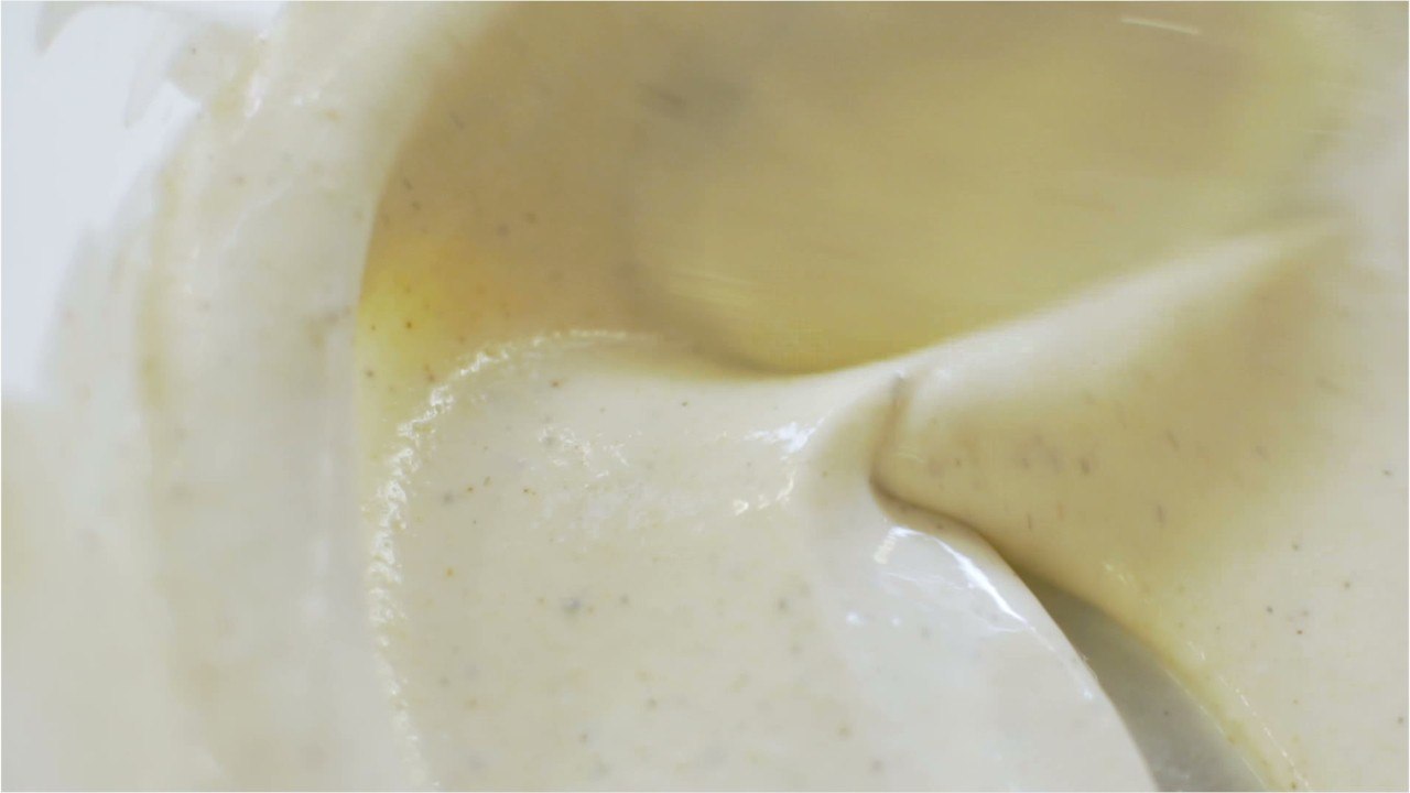 New trend involving sour cream to treat sunburns is causing concern among medics