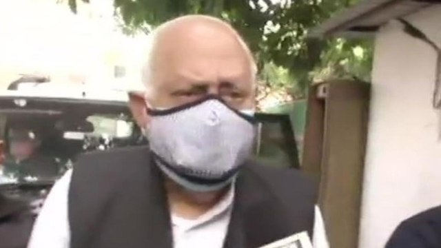Farooq Abdullah reaches for the meeting: Watch what he said