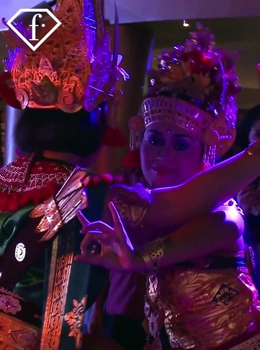 24/7 Live | FashionTV for mobile! | Watch now!