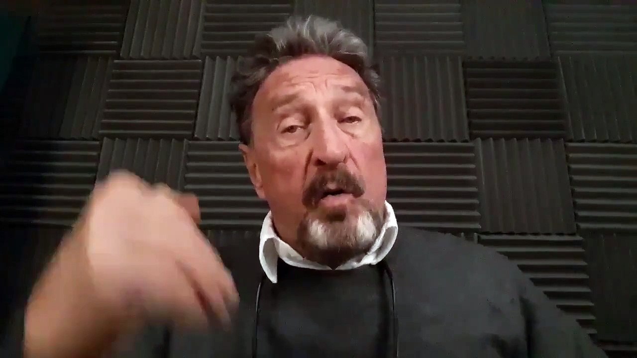 Da la sensación de que a John McAfee, creador del antivirus McAfee, más que suicidarse le han "suicidado"