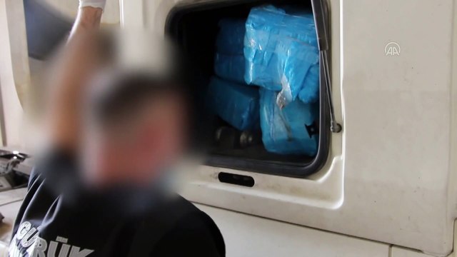 KİLİS - Çobanbey Gümrük Kapısı'nda mermi ve kurusıkı tabanca ele geçirildi