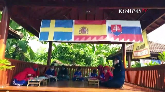 Kreasi Anak-Anak Melukis Masker Demam Piala Eropa 2020