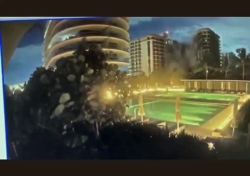 Miami: il momento del crollo dell'edificio di 12 piano filmato da una telecamera di videosorveglianza