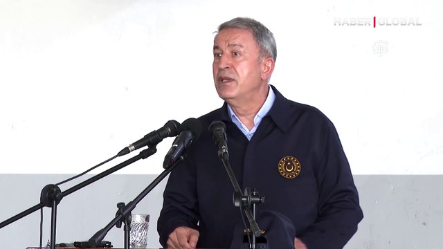 Bakan Akar'dan terörle mücadele mesajı: İnlerine girildi, başlarına yıkıldı