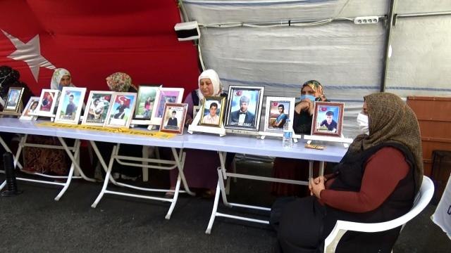 HDP önündeki aileler, evlat nöbetini kararlılıkla sürdürüyor