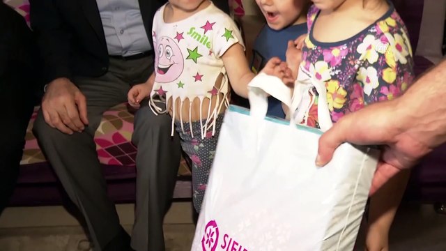 KOCAELİ - CHP Genel Başkanı Kemal Kılıçdaroğlu, esnafı ziyaret etti (1)