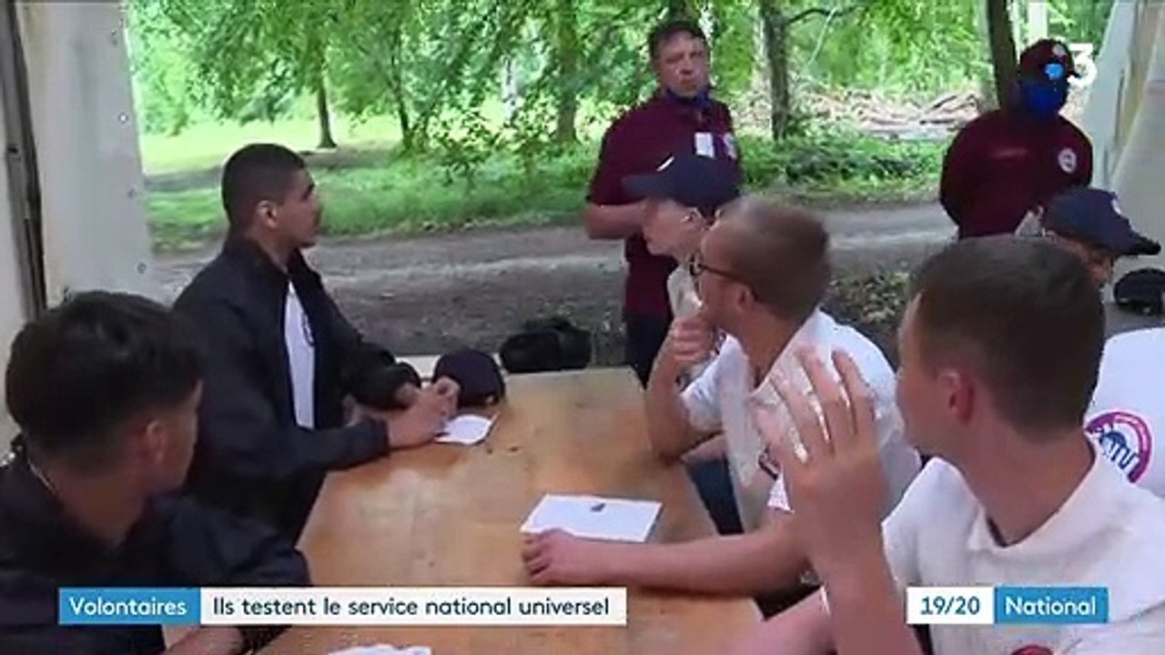 Service national universel : première journée de stage pour 115 jeunes dans les Yvelines