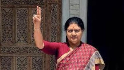 Watch | V.K. Sasikala snipes at EPS and OPS once again