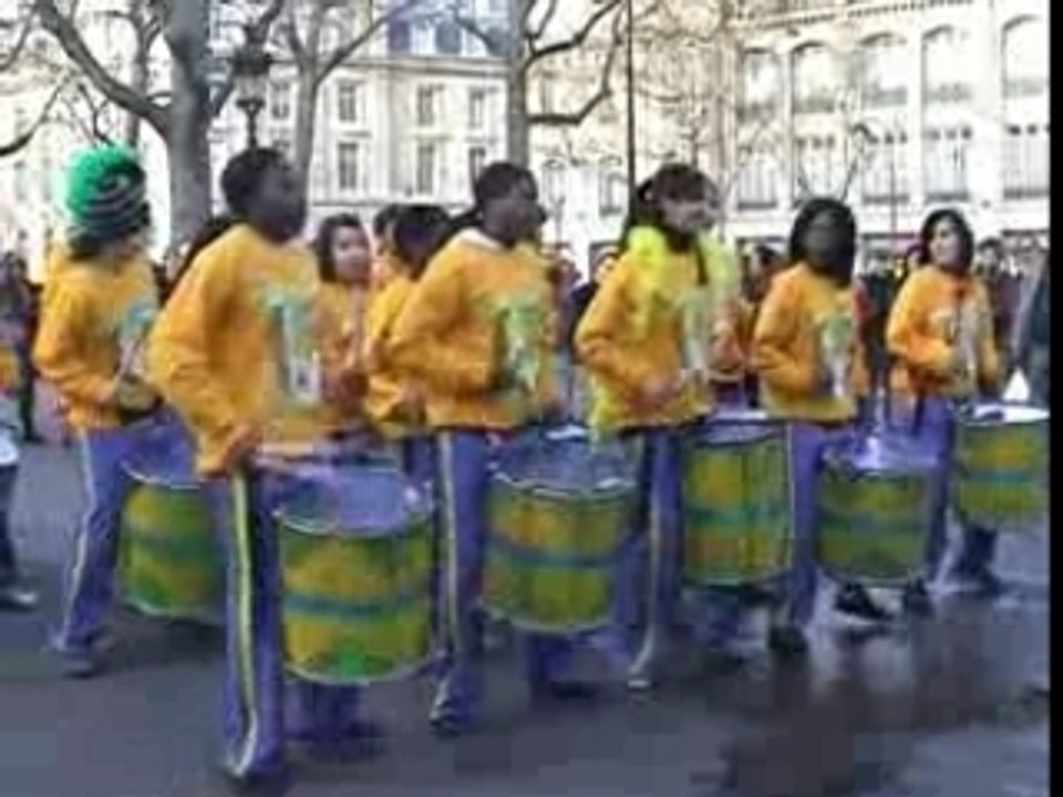 BATUCADOS CARNAVAL DE PARIS 2008