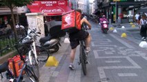Kadıköy’de bisikletle çevre dostu teslimat: “Patronsuz Kurye”