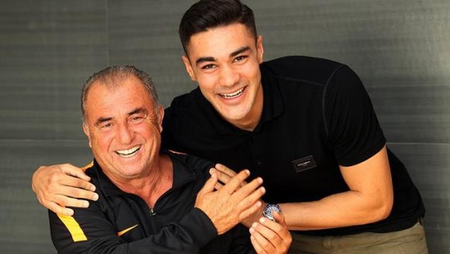 Schalke'nin satış listesine koyduğu Ozan Kabak'ın Fatih Terim'le buluşması heyecan yarattı