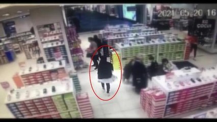 Son dakika: MAĞAZALARDA YANKESİCİLİK YAPAN KADINLAR KAMERADA