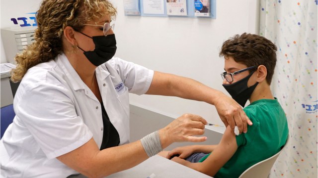 COVID Jabs To Be Offered to Under 30s While Ministers Hash Out Plans To Vaccinate Children (1)