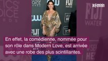 Anne Hathaway brille de mille feux aux Critics Choice Awards