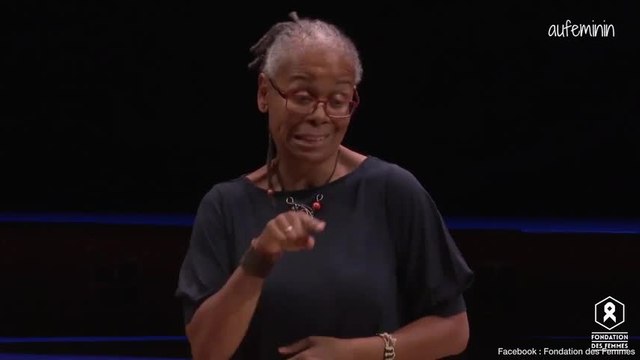 Cette militante sourde gagne un concours d'éloquence avec un discours sur les violences conjugales