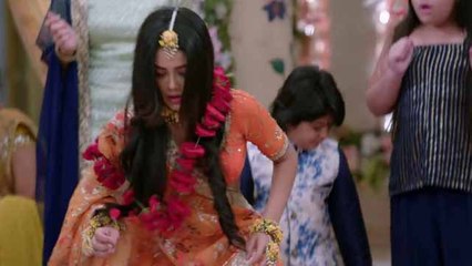 Molkki Episode 159: Purvi's haldi ceremony starts, Virendra apply haldi on her | FilmiBeat