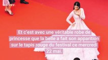 Iris Mittenaere affiche un look de princesse à Cannes