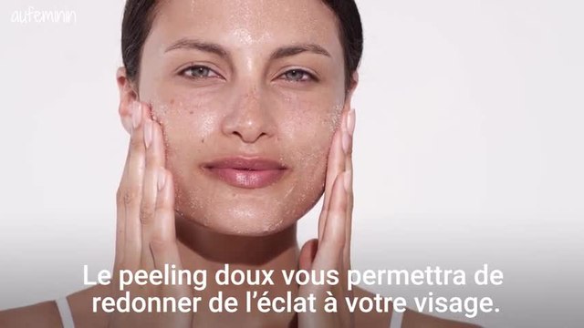 Le peeling pour un visage frais et rajeuni